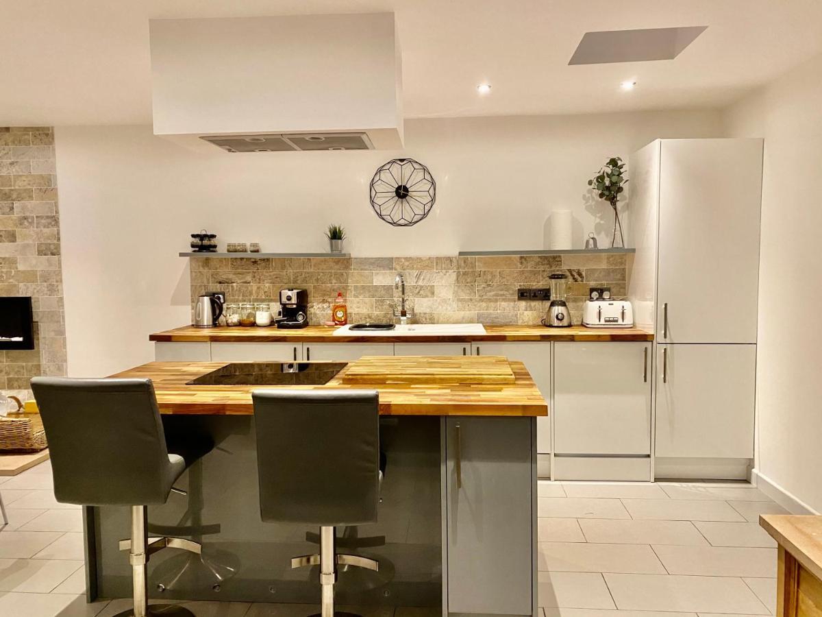 Clover Cottage Beeley Экстерьер фото