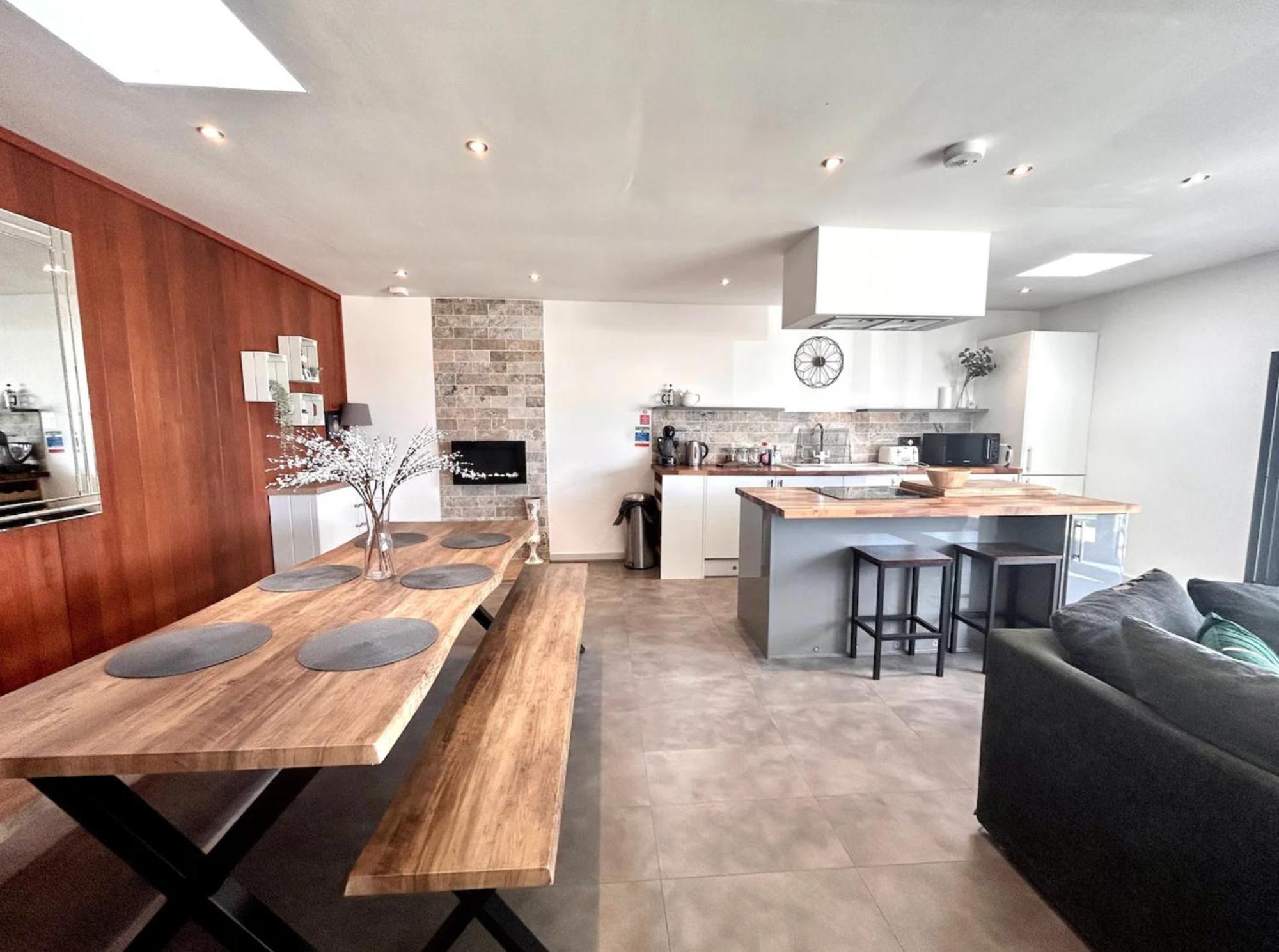 Clover Cottage Beeley Экстерьер фото